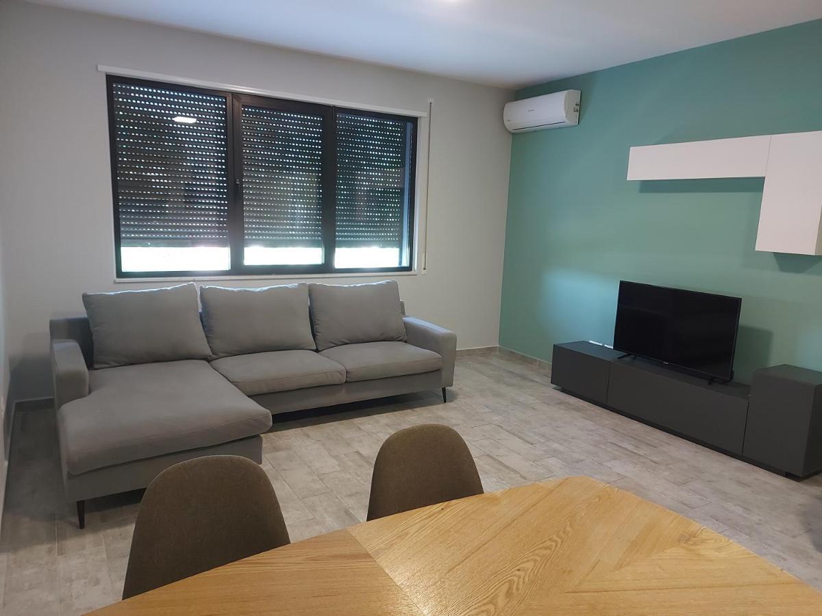 K2 Home - 3Rd Floor Тирана Экстерьер фото