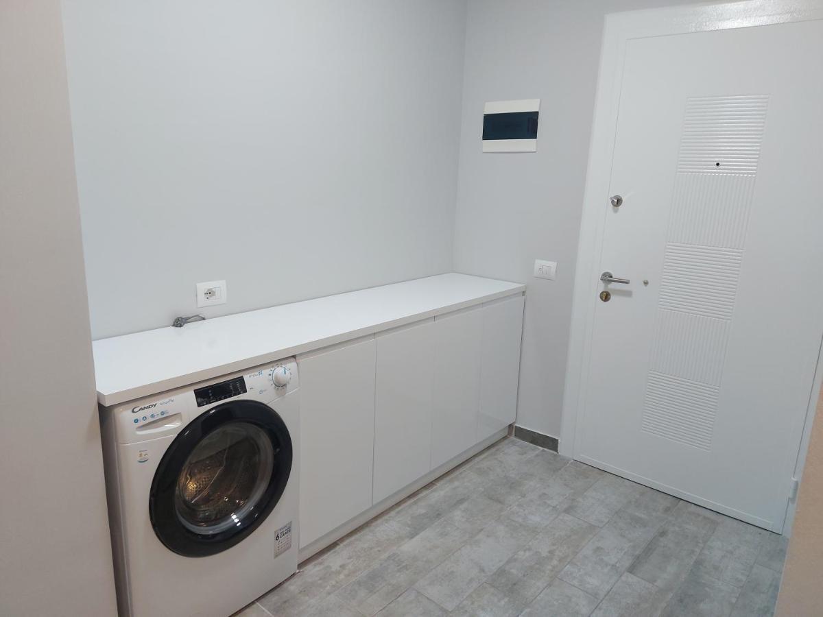 K2 Home - 3Rd Floor Тирана Экстерьер фото